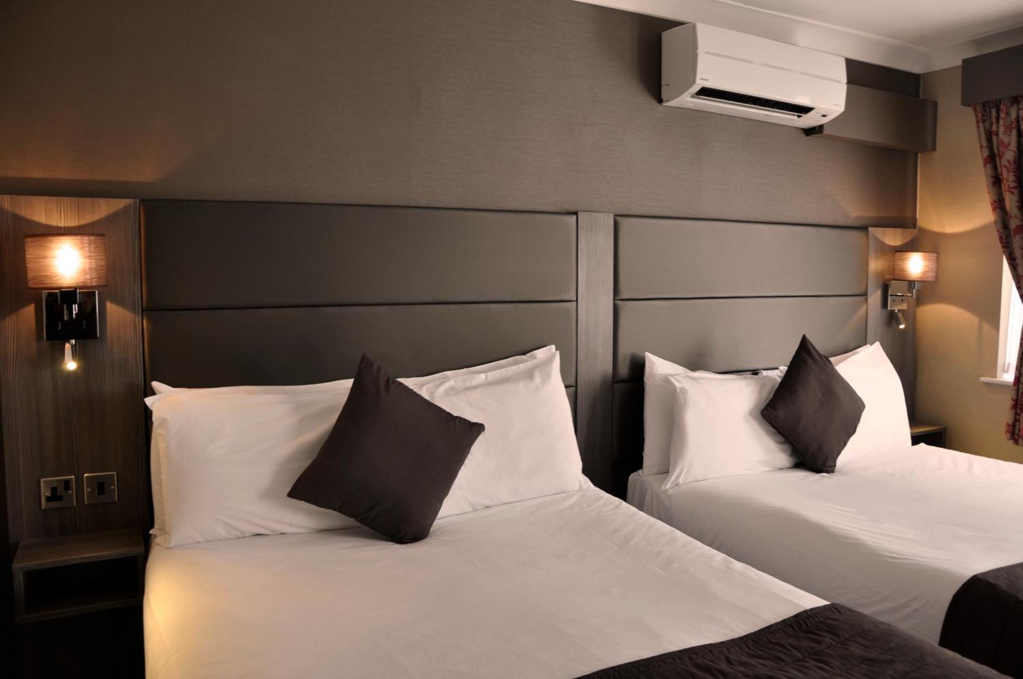 Quadruple Room (4 Adults),1208749993:JPEG